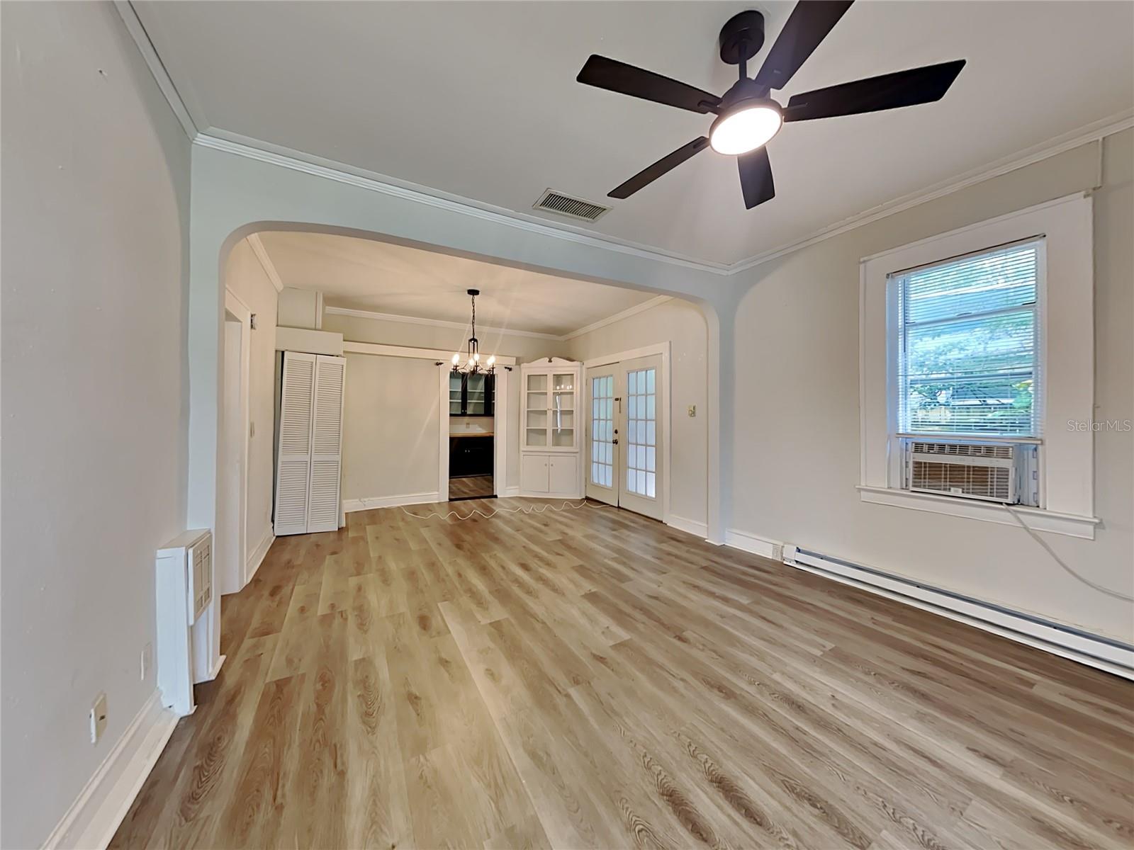 HUGHEY HEIGHTS - Residential Income