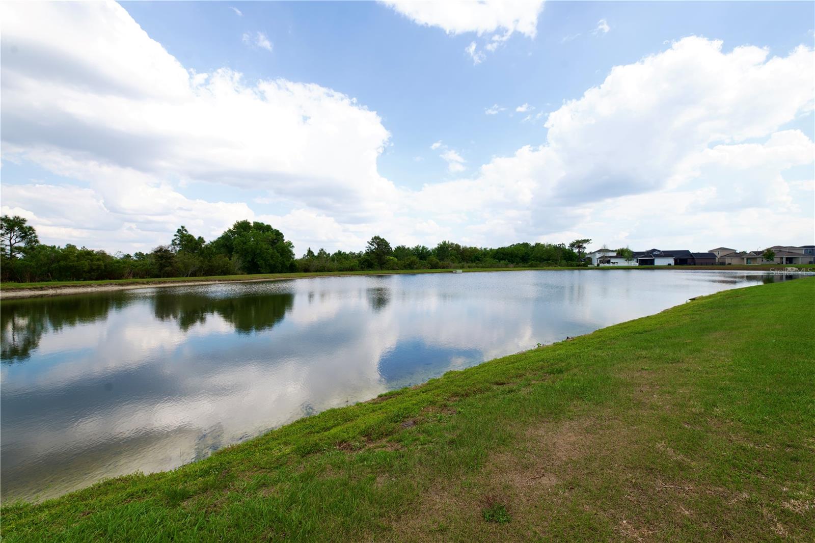 NEW RIVER LAKES PH 01 - Residential