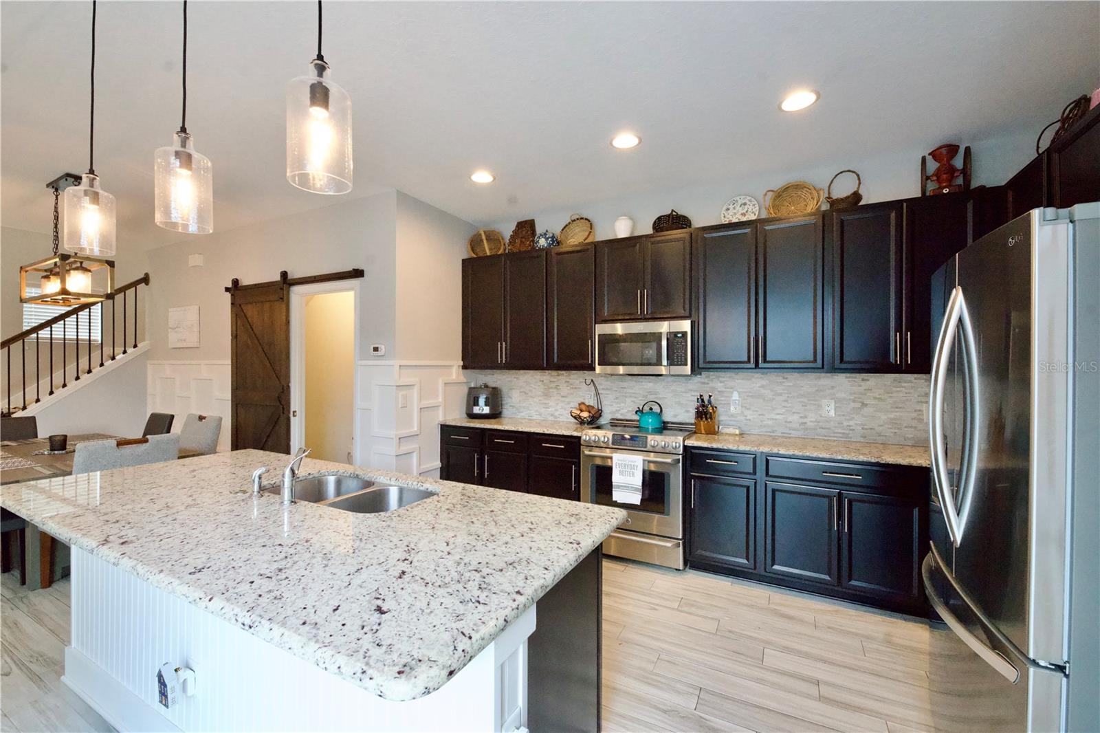 NEW RIVER LAKES PH 01 - Residential