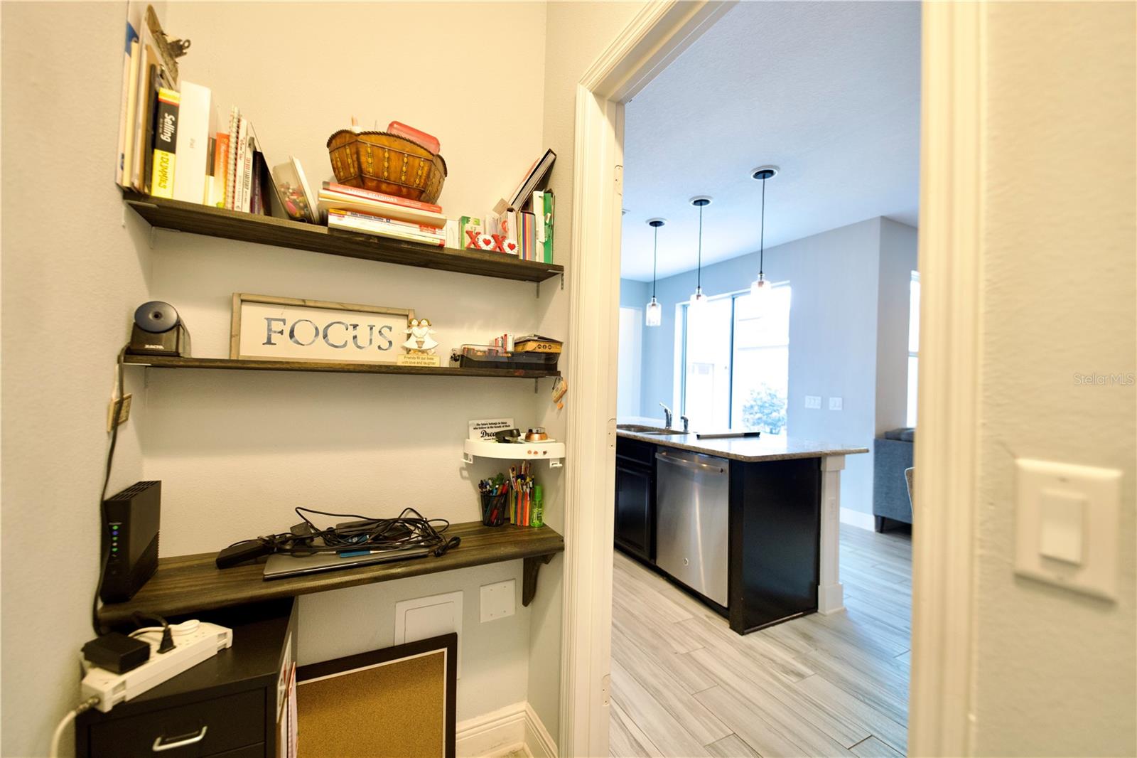 NEW RIVER LAKES PH 01 - Residential