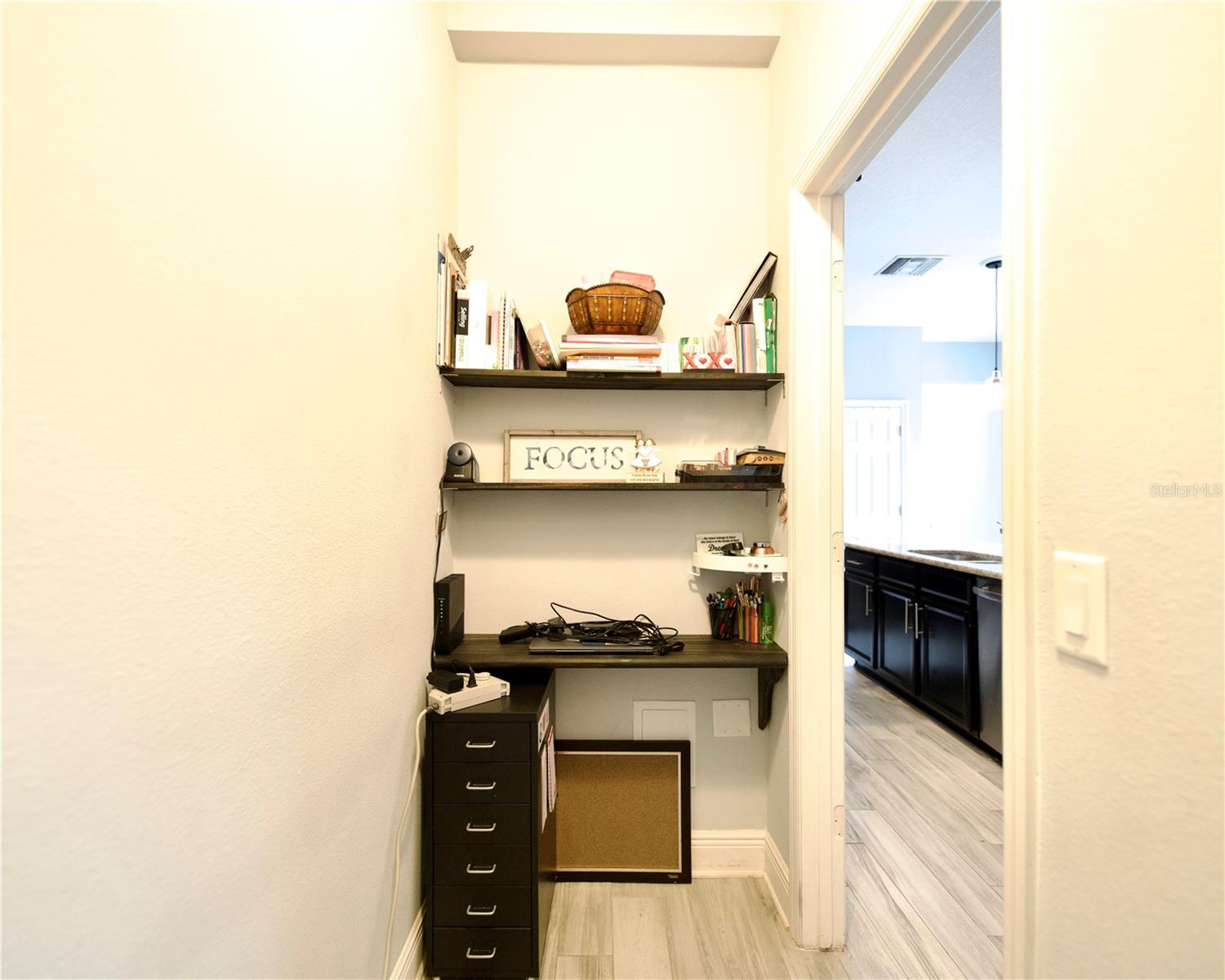 NEW RIVER LAKES PH 01 - Residential