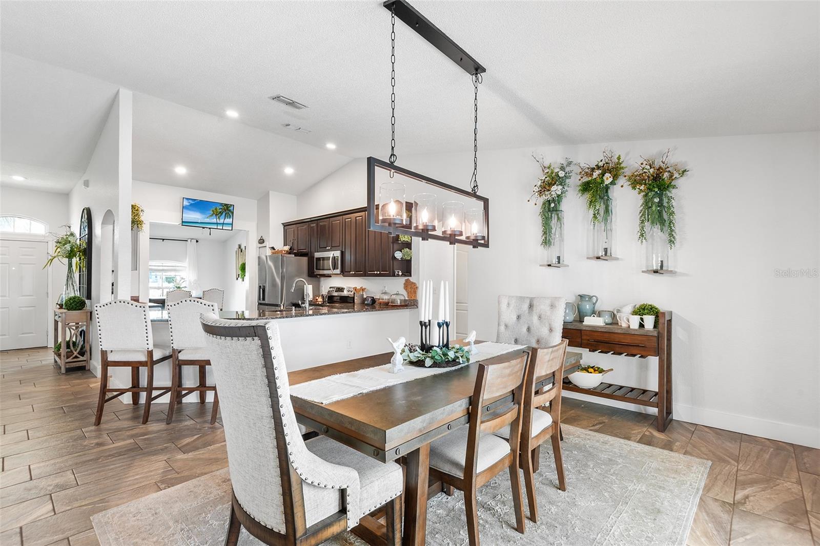 DINNER LAKE SHORES PH 1 - Residential