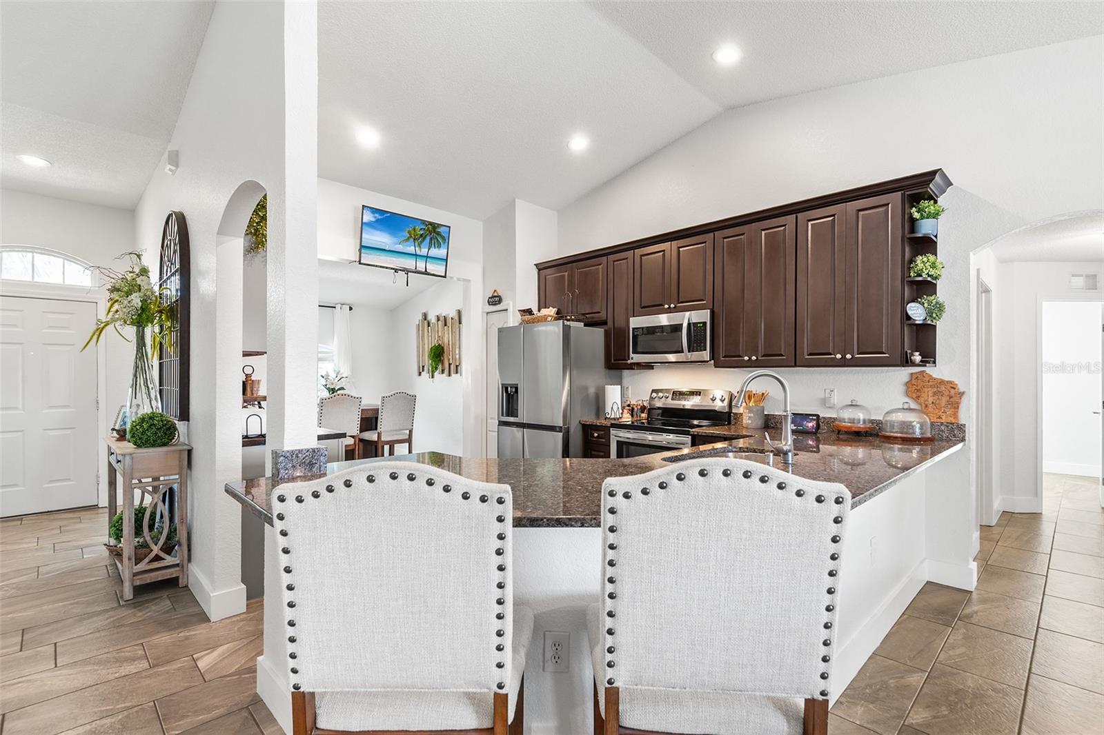 DINNER LAKE SHORES PH 1 - Residential