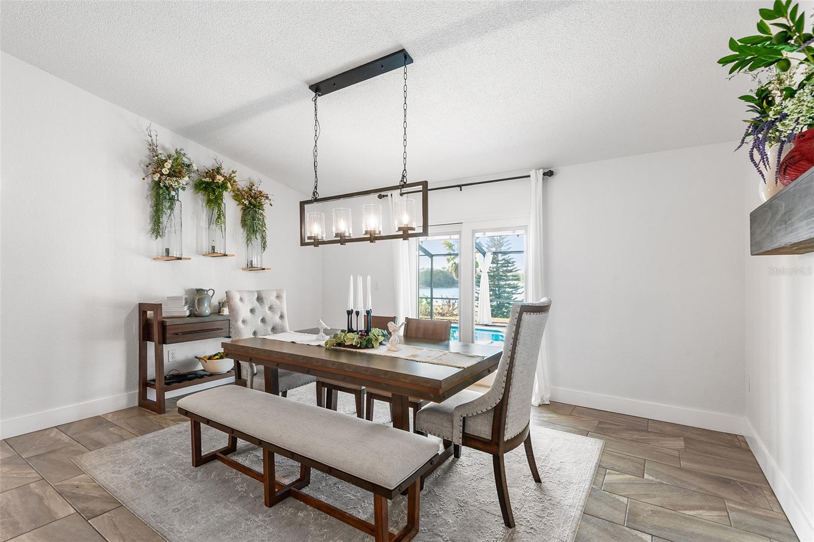 DINNER LAKE SHORES PH 1 - Residential