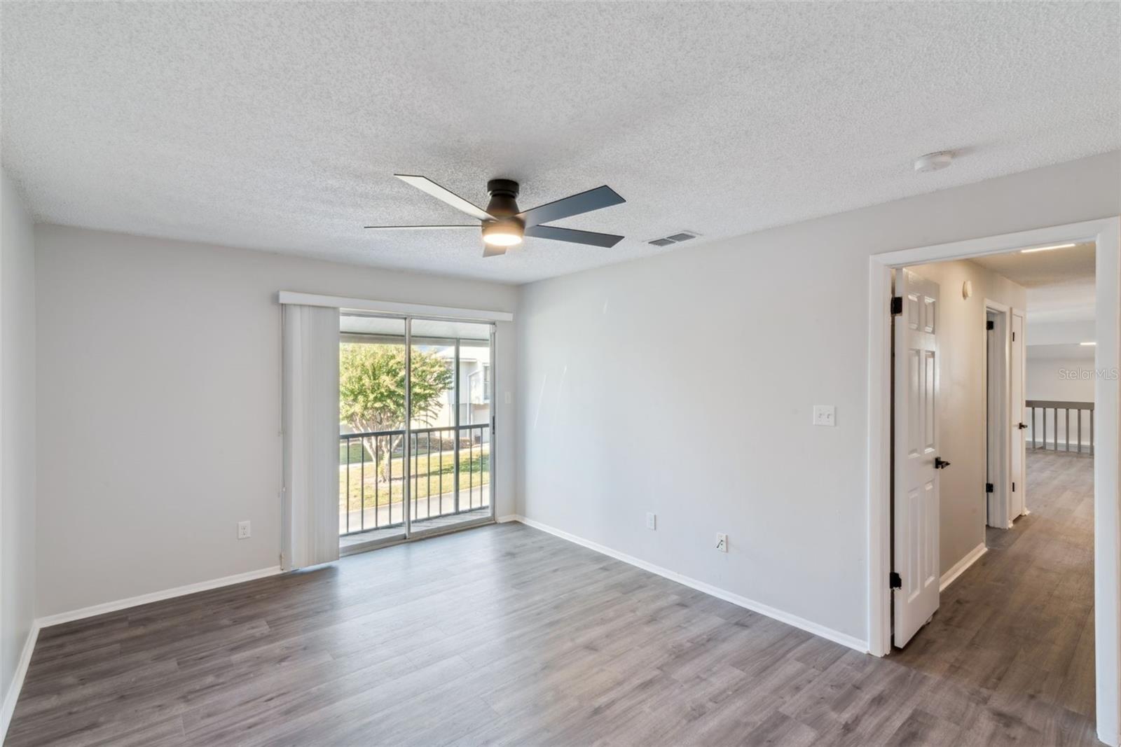 PHEASANT RUN AT ROSEMONT CONDO PH 02 - Residential