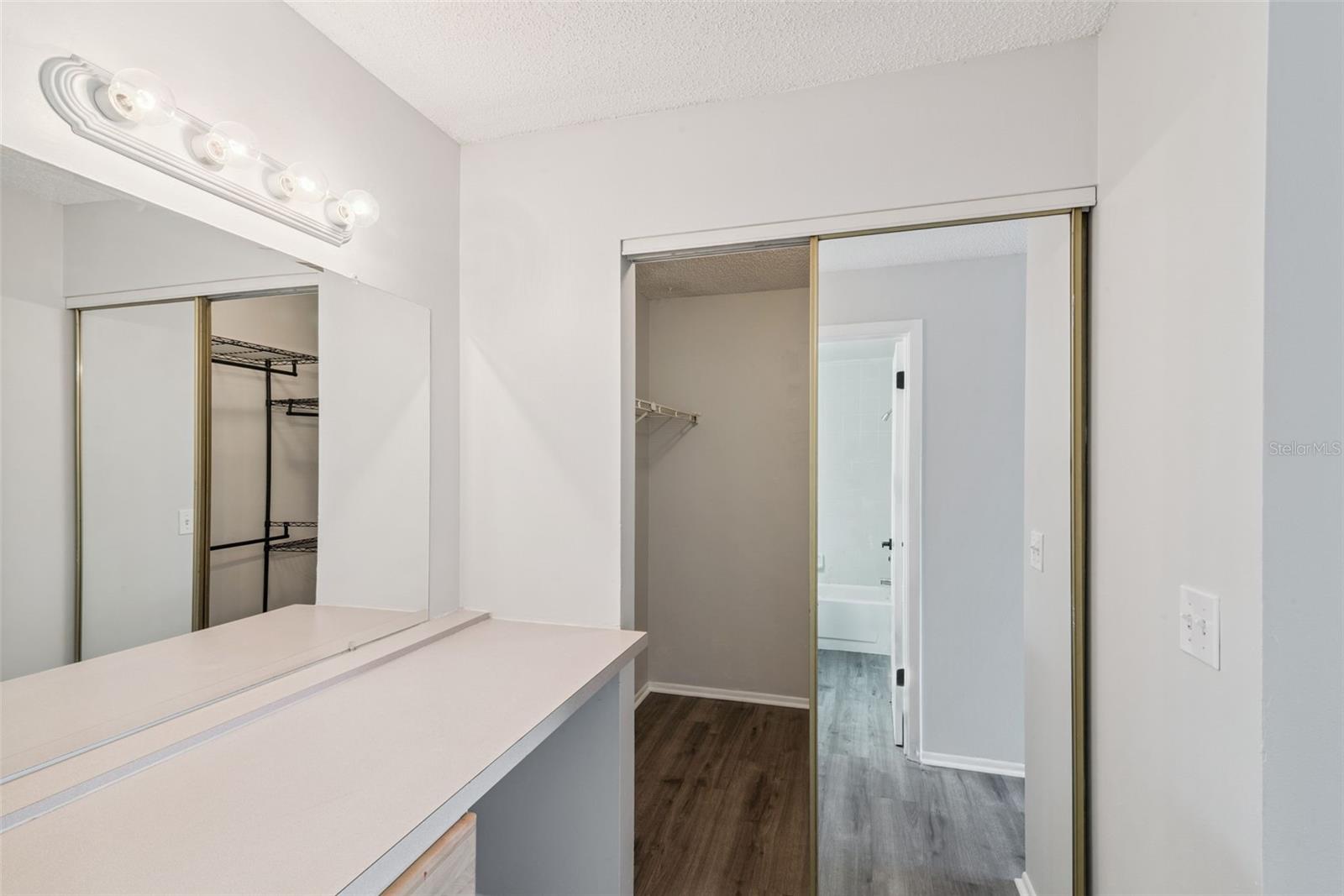 PHEASANT RUN AT ROSEMONT CONDO PH 02 - Residential