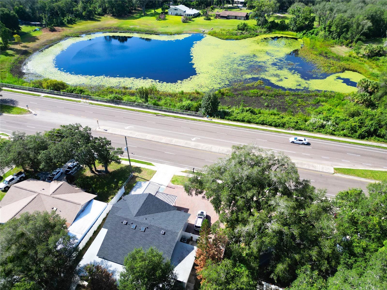 1915 E LAKE DRIVE