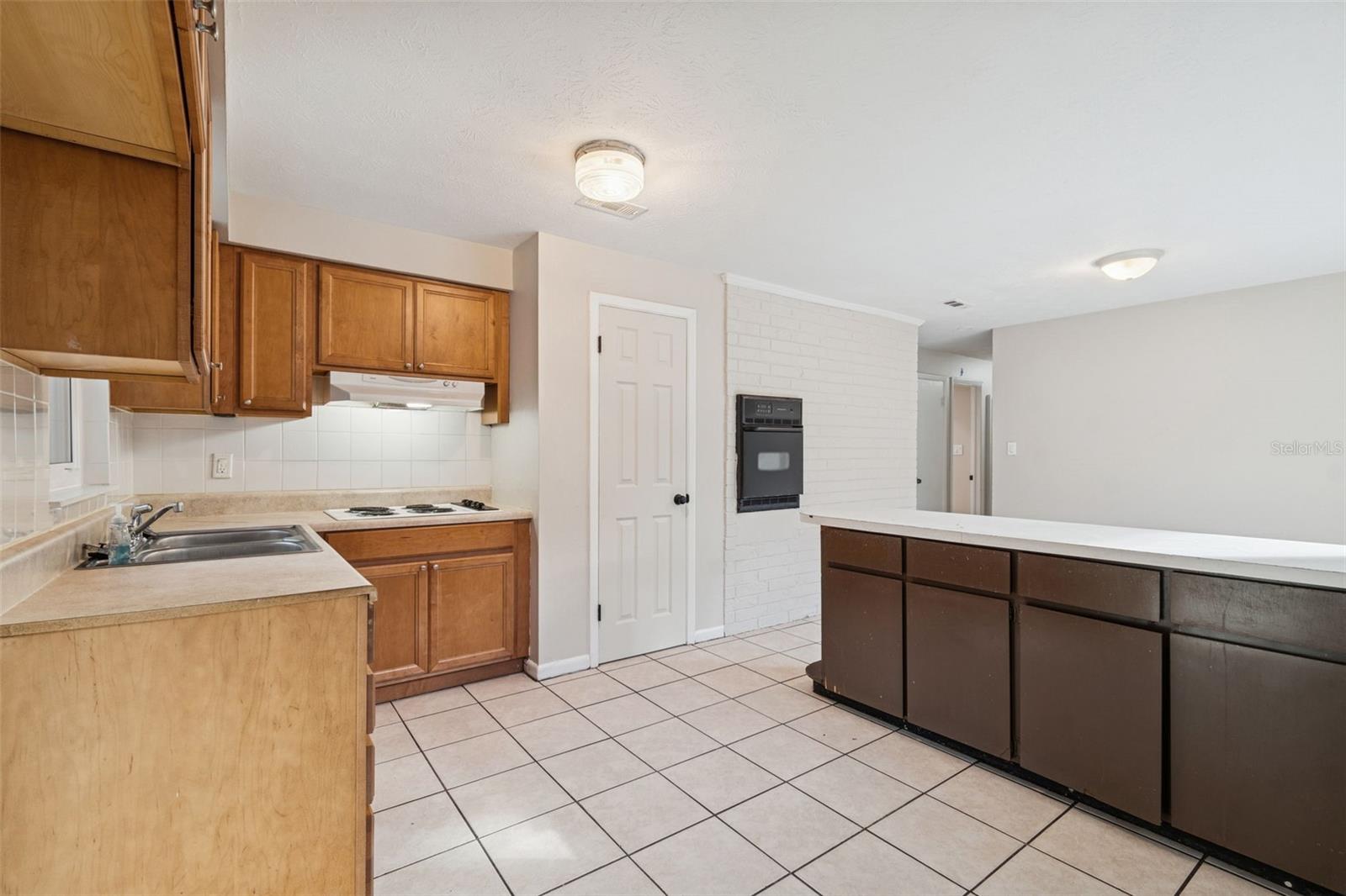 WOODLAND TERRACE - Residential