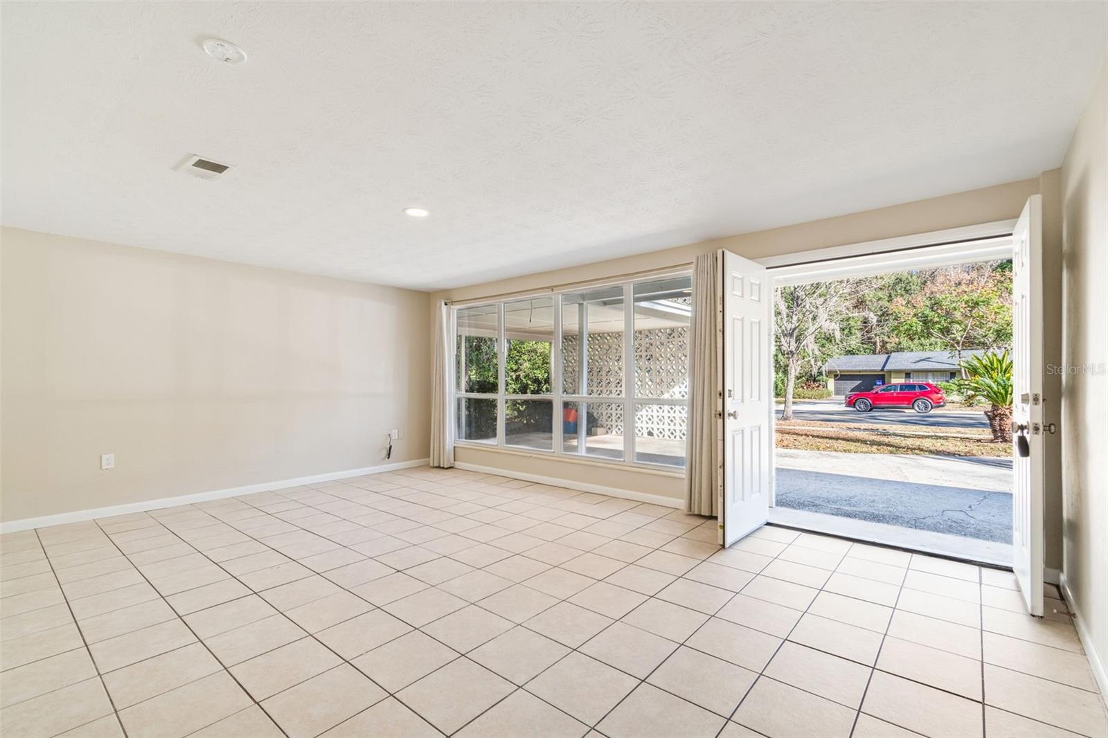 WOODLAND TERRACE - Residential