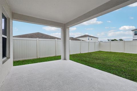 A home in WINTER HAVEN