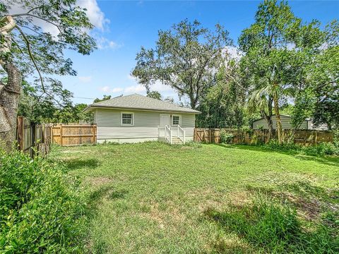 A home in TARPON SPRINGS