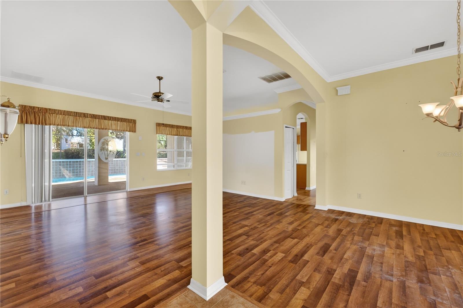 PLANTATION AT LEESBURG LAUREL VALLEY VILLAGE - Residential