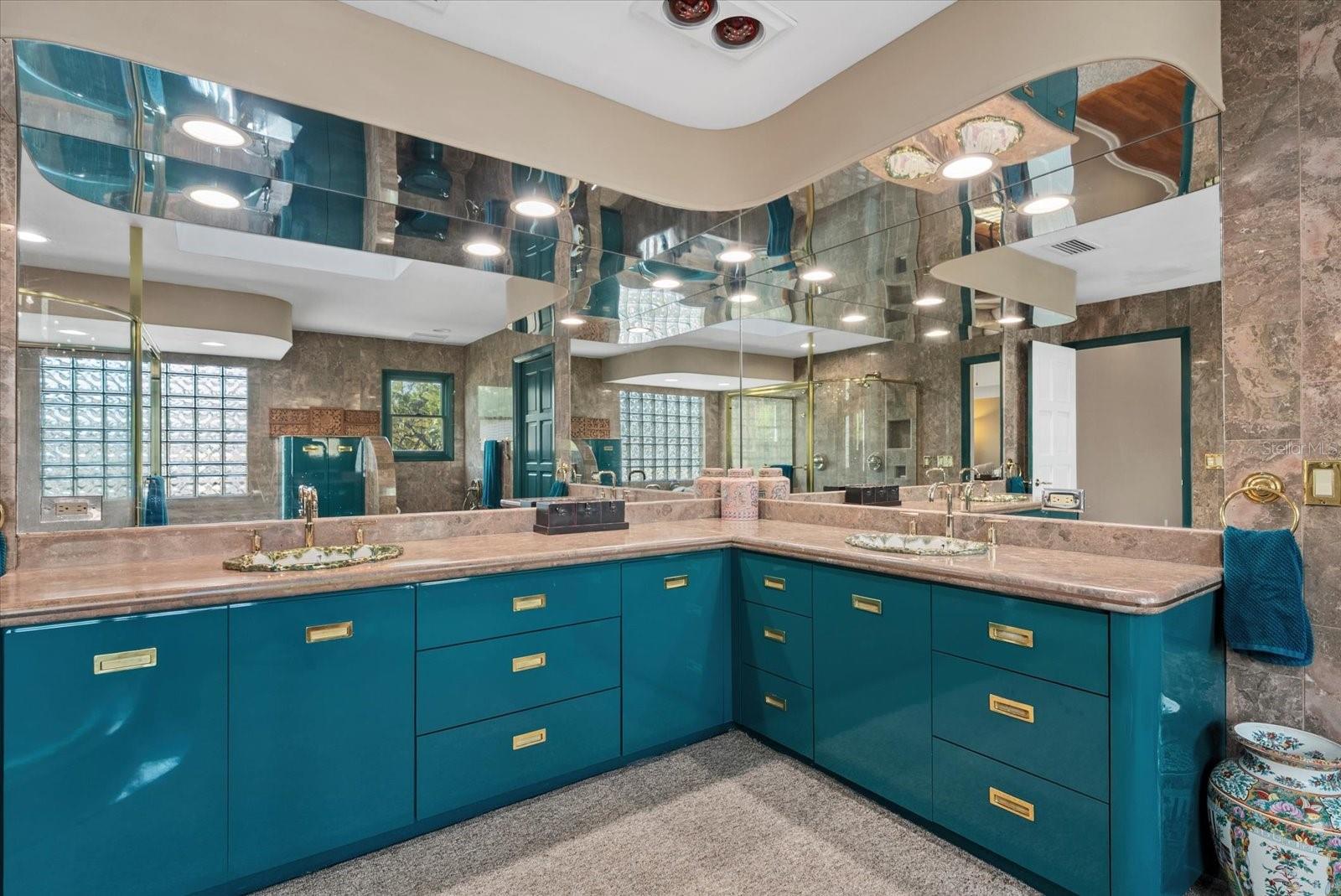 THE LANDINGS - Residential