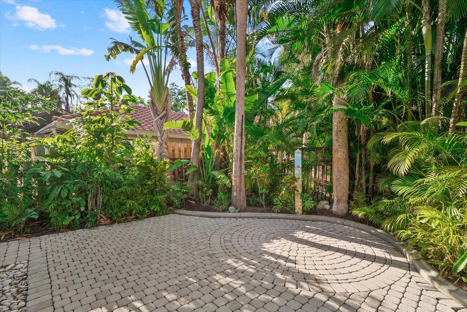 THE LANDINGS - Residential