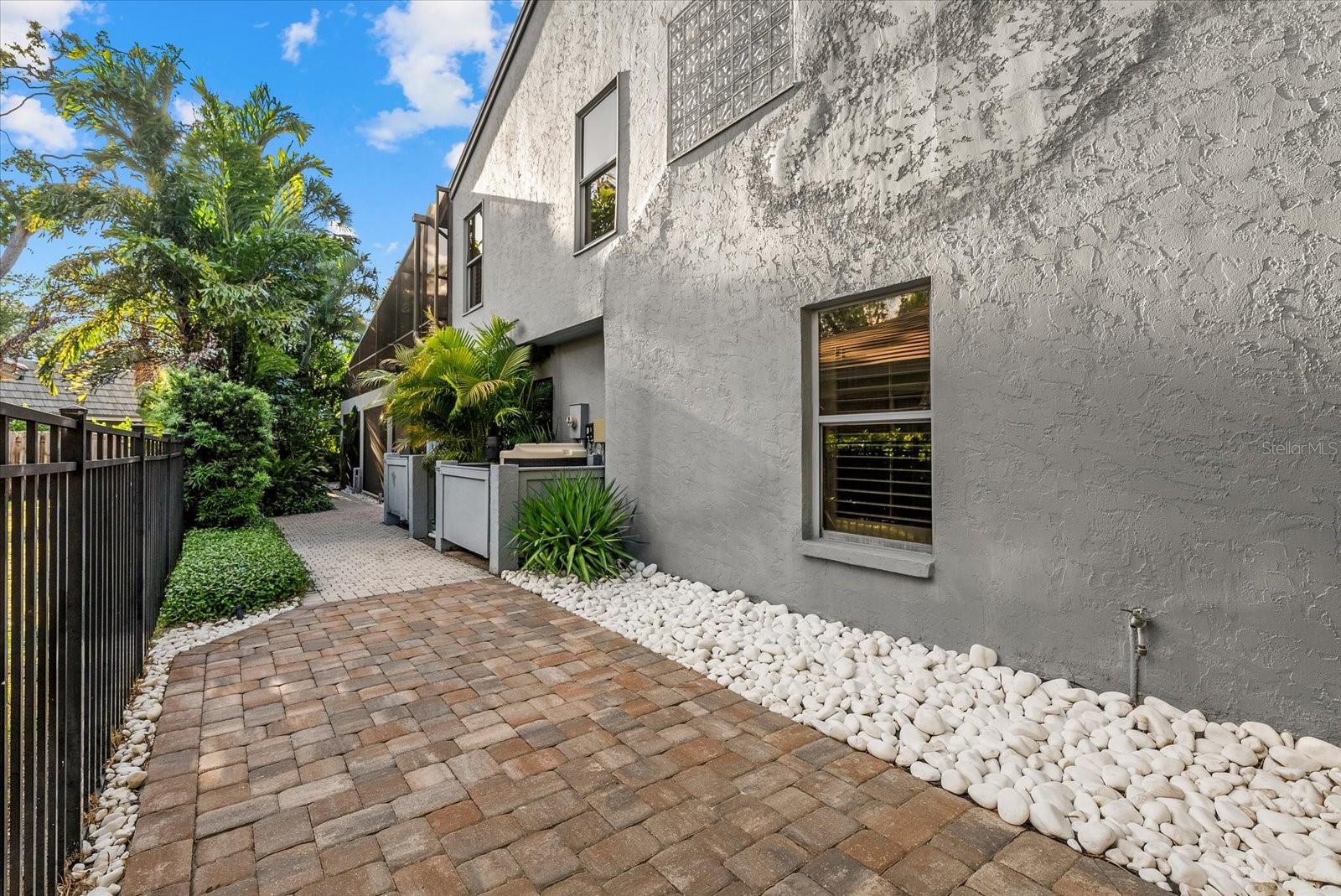 THE LANDINGS - Residential