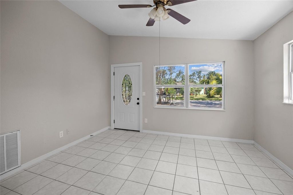 Photo of 818 28th Street Circle E, Bradenton, FL 34203 (MLS # A4671388)