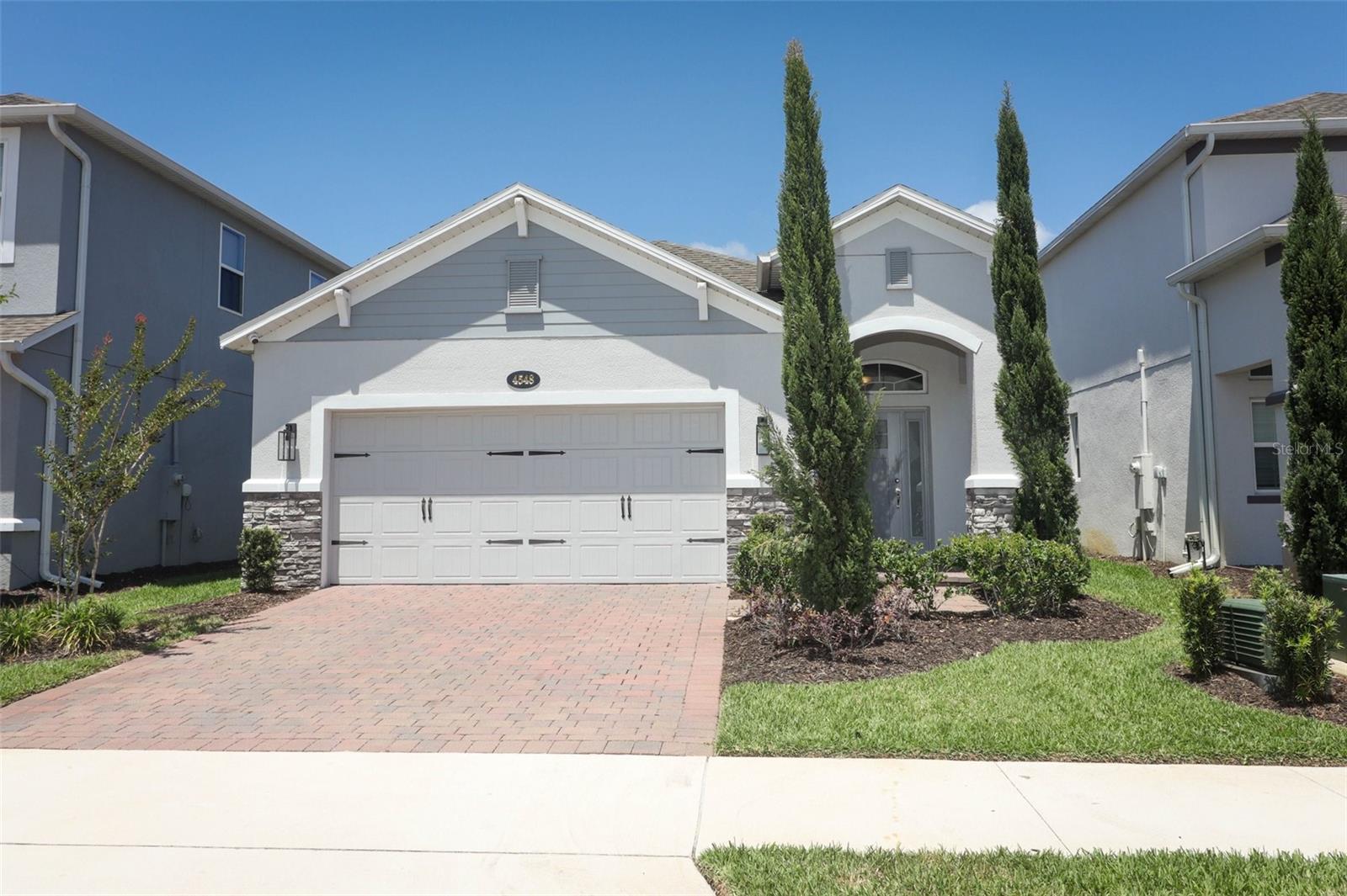 4548 DULWIK PLACE