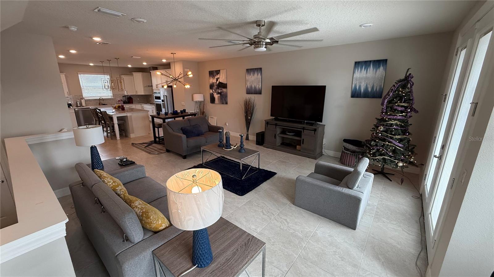 OVERLOOK/RUBY LAKE - Residential