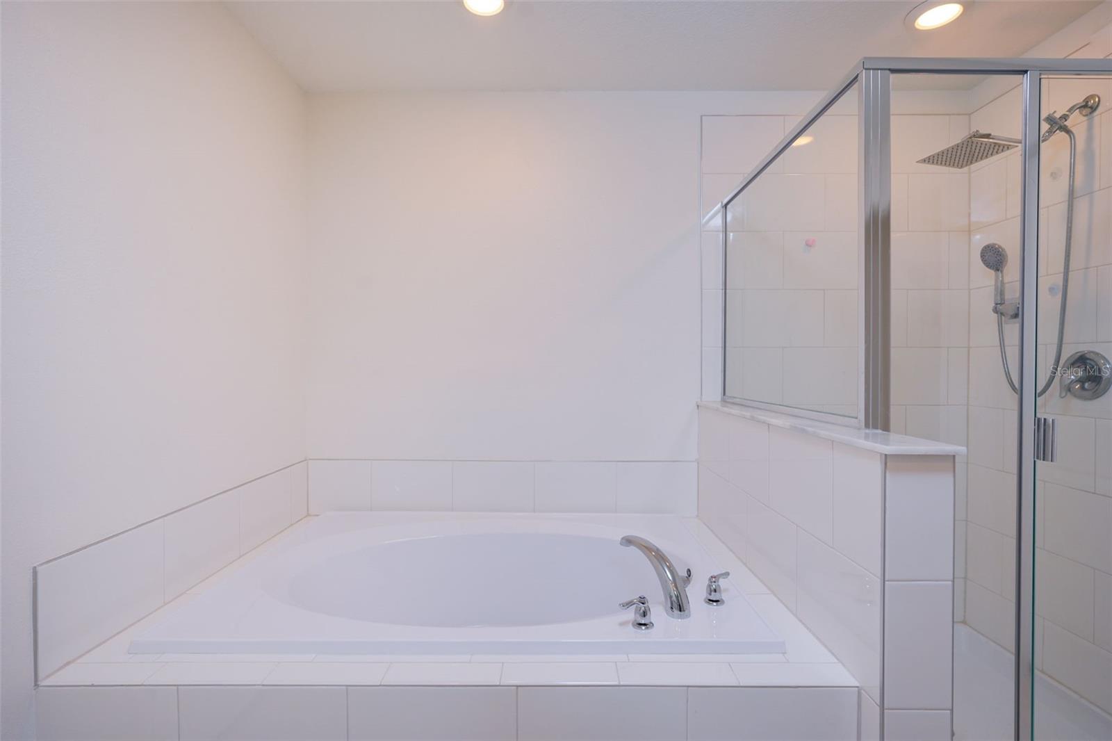 MIRADA PRCL 8D - Residential