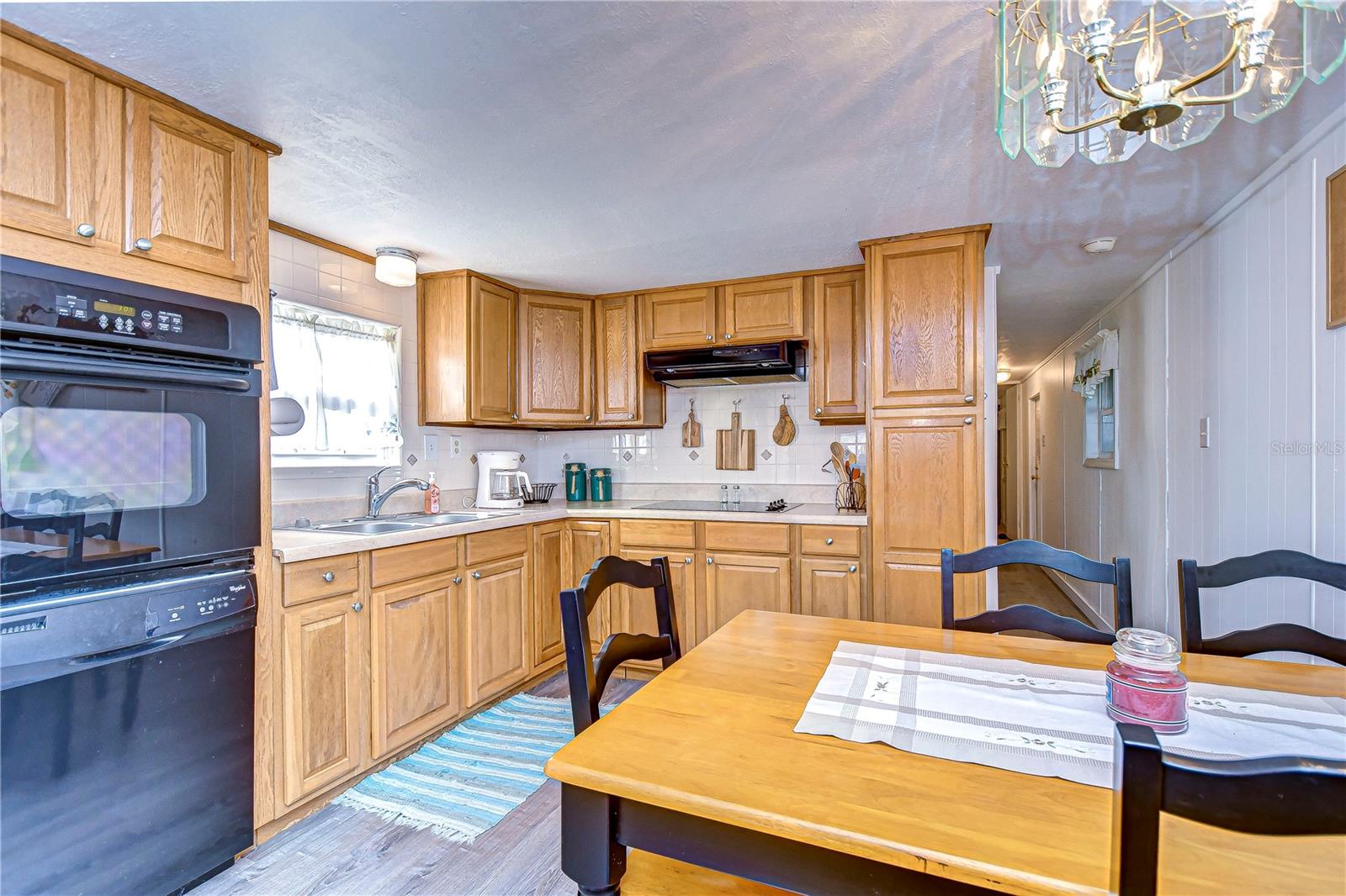 SLEEPY HOLLOW MOBILE ESTATES - Residential