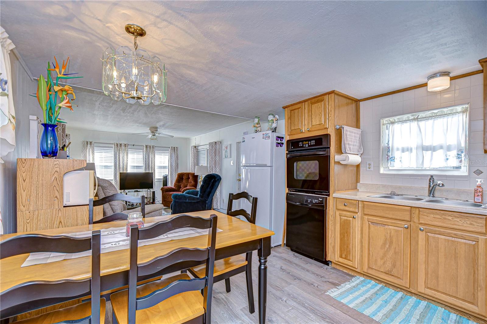 SLEEPY HOLLOW MOBILE ESTATES - Residential