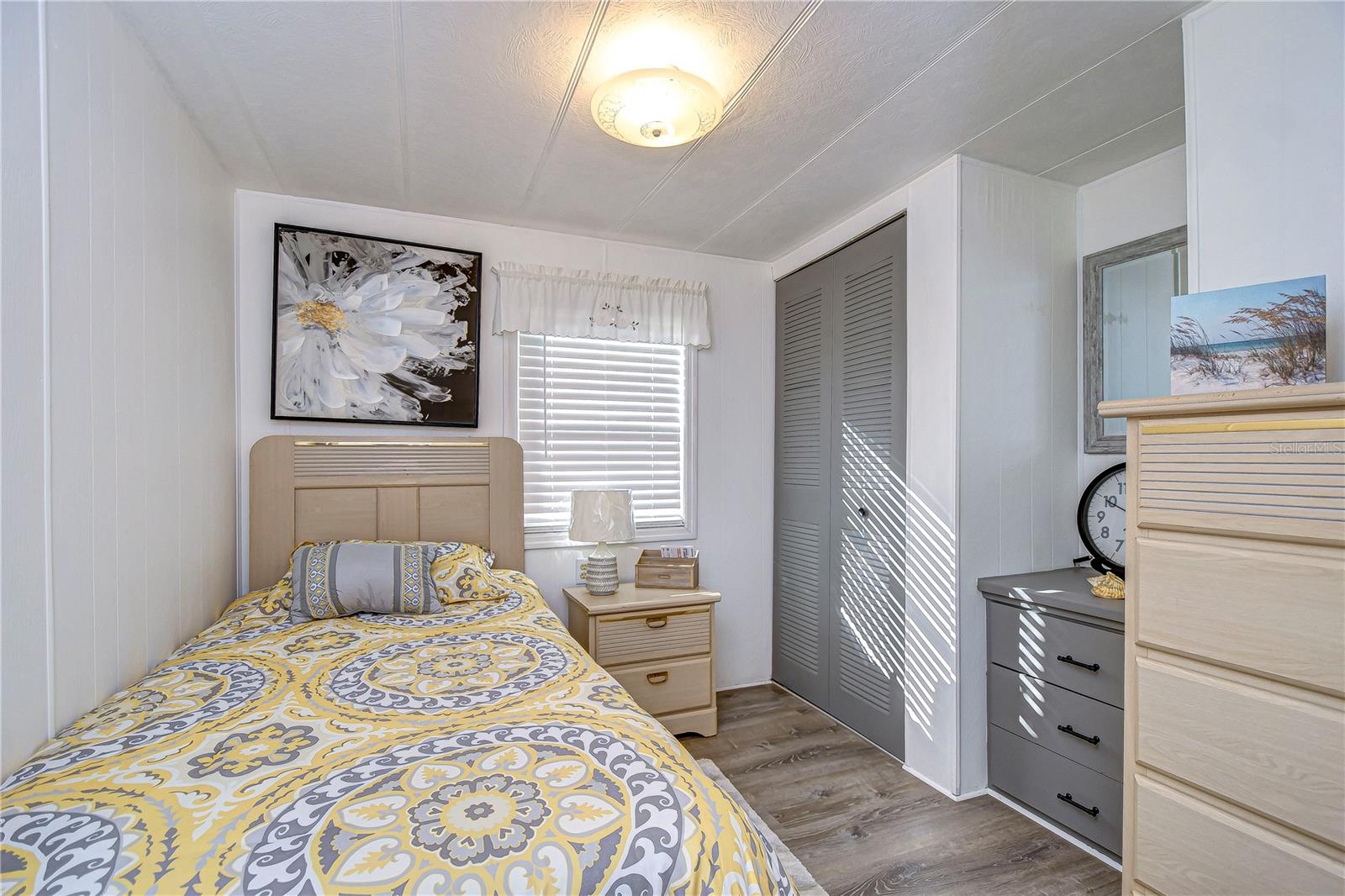 SLEEPY HOLLOW MOBILE ESTATES - Residential