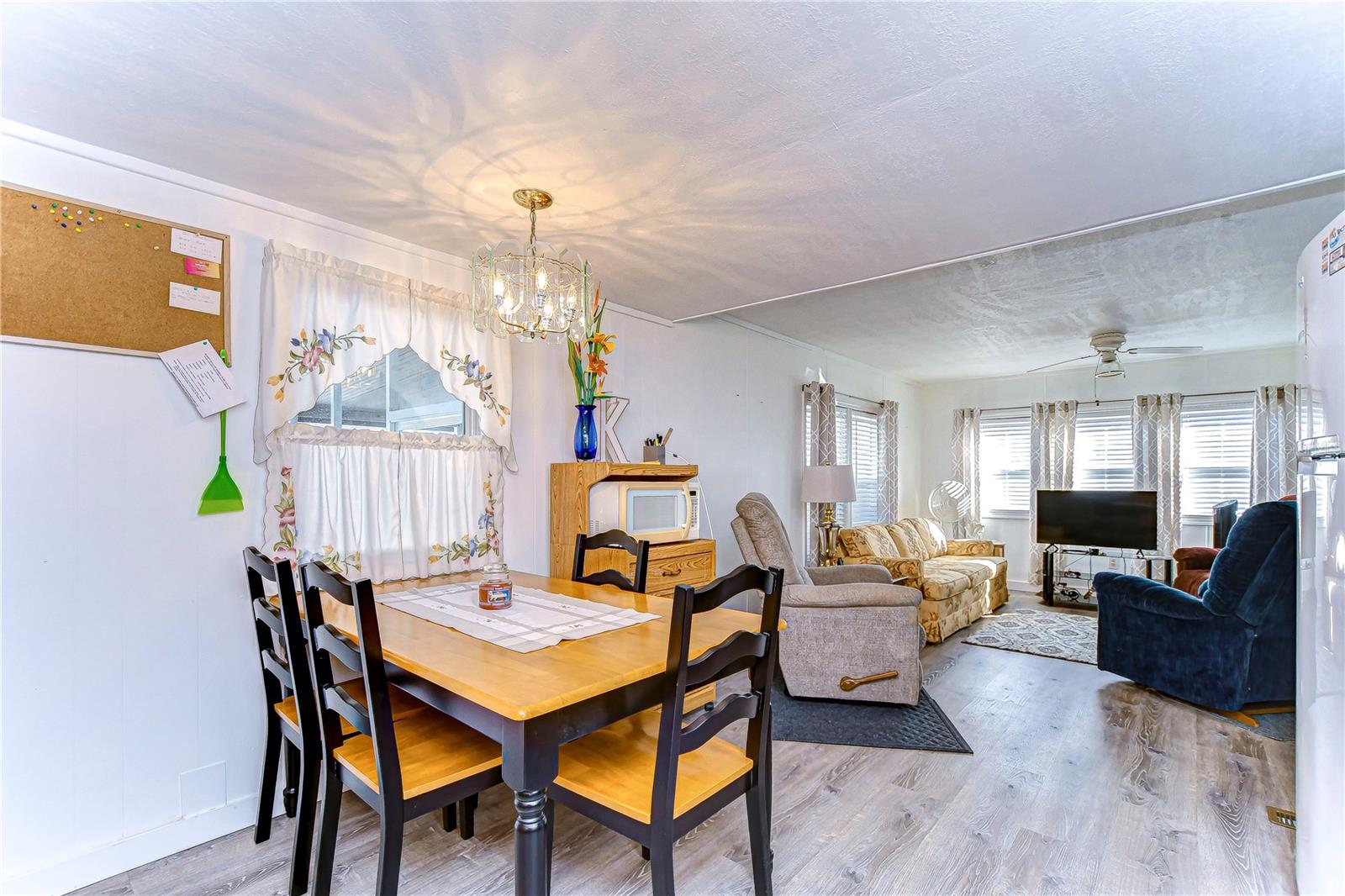 SLEEPY HOLLOW MOBILE ESTATES - Residential