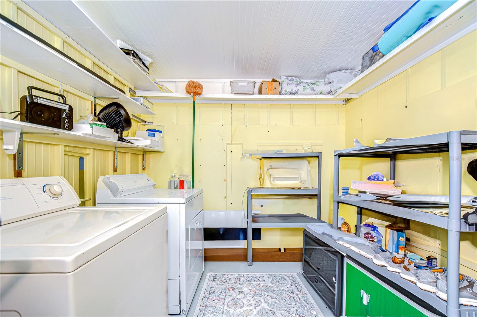 SLEEPY HOLLOW MOBILE ESTATES - Residential