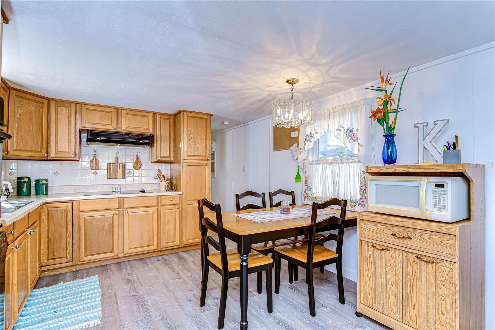 SLEEPY HOLLOW MOBILE ESTATES - Residential