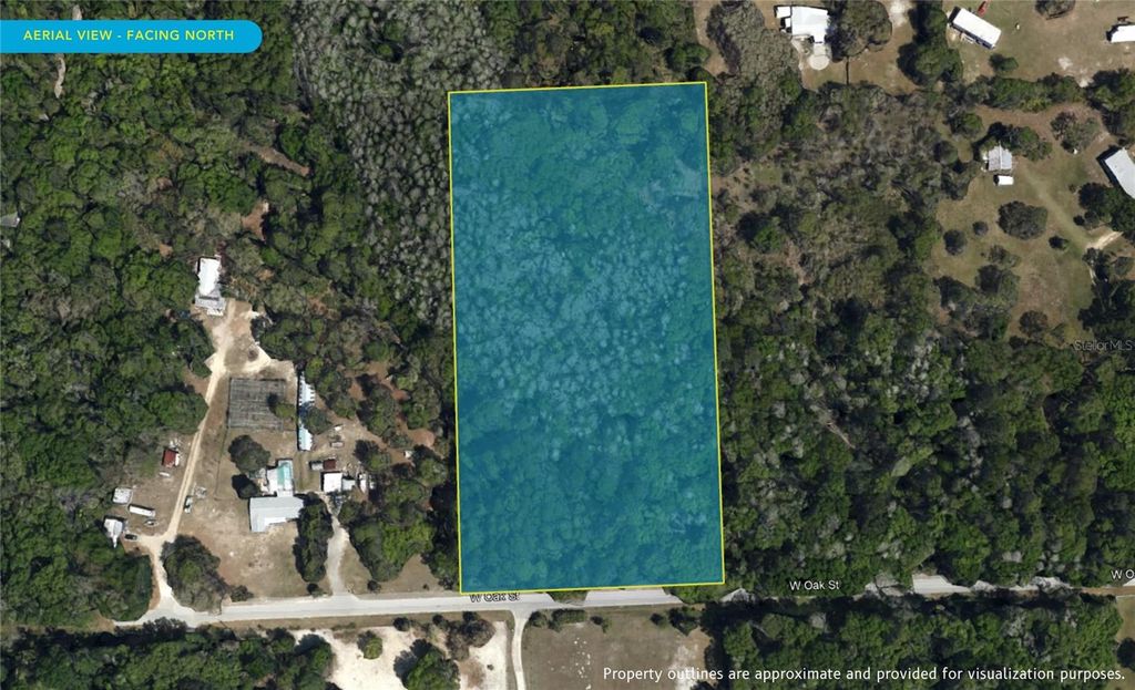 Photo of 8825 W Oak Street, Crystal River, FL 34428 (MLS # W7860769)