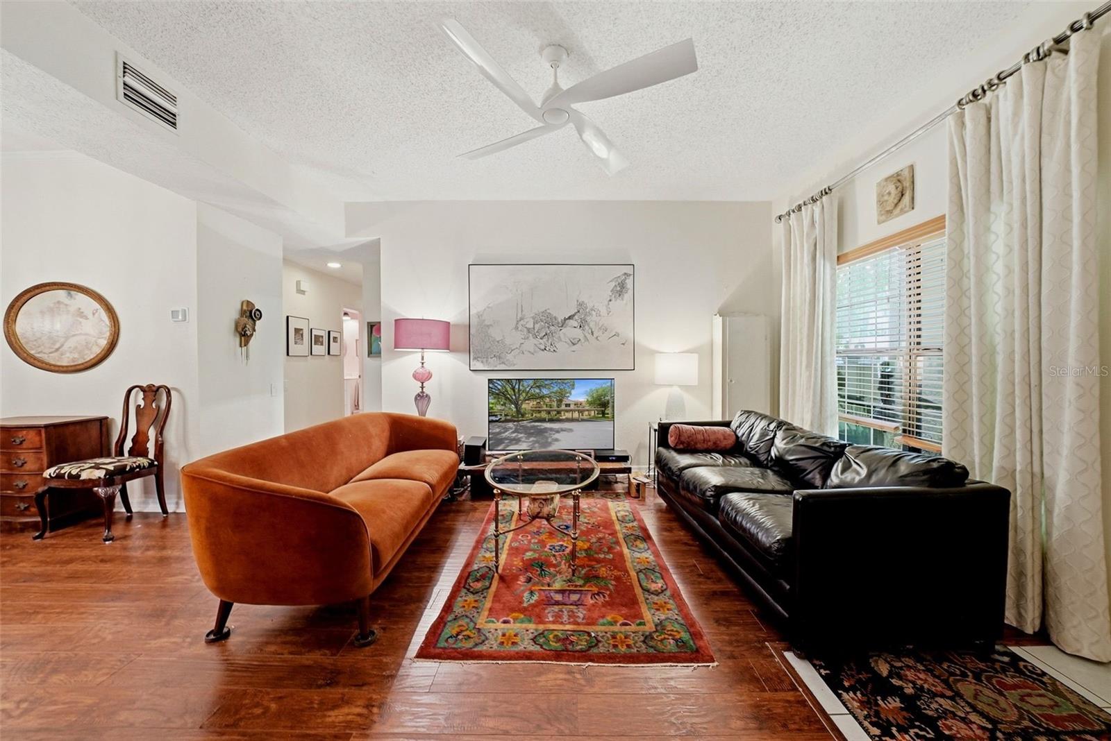 328 LOS PRADOS DRIVE 328