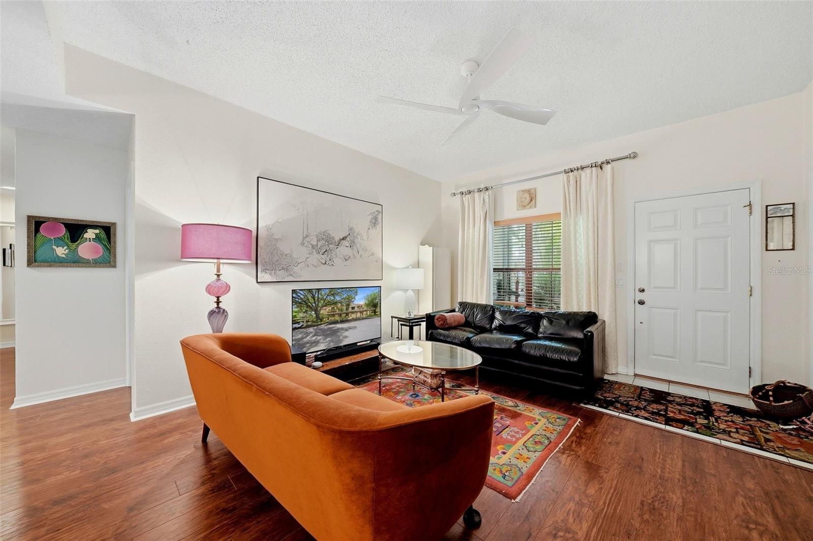 328 LOS PRADOS DRIVE 328