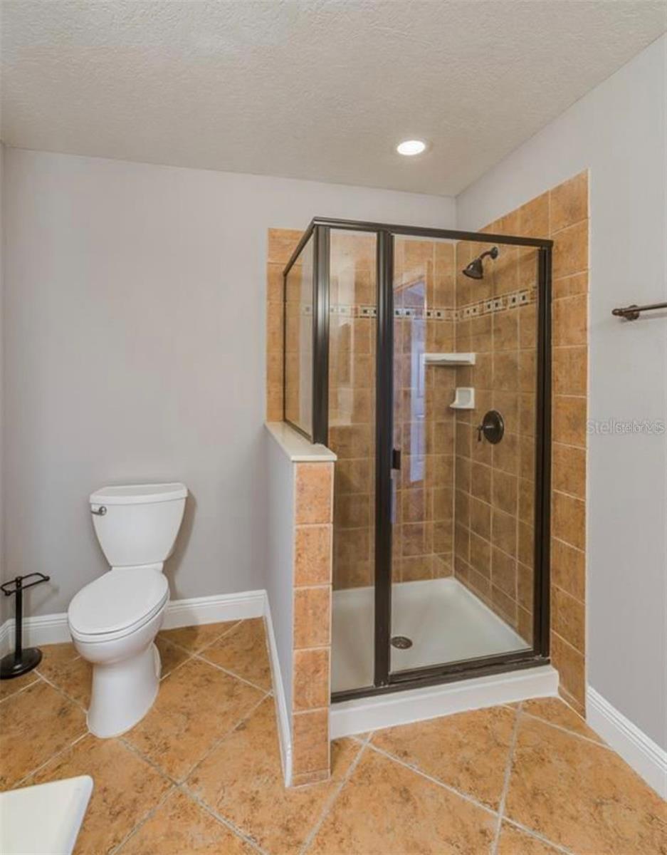 ENCLAVE/MAITLAND A-F - Residential Lease