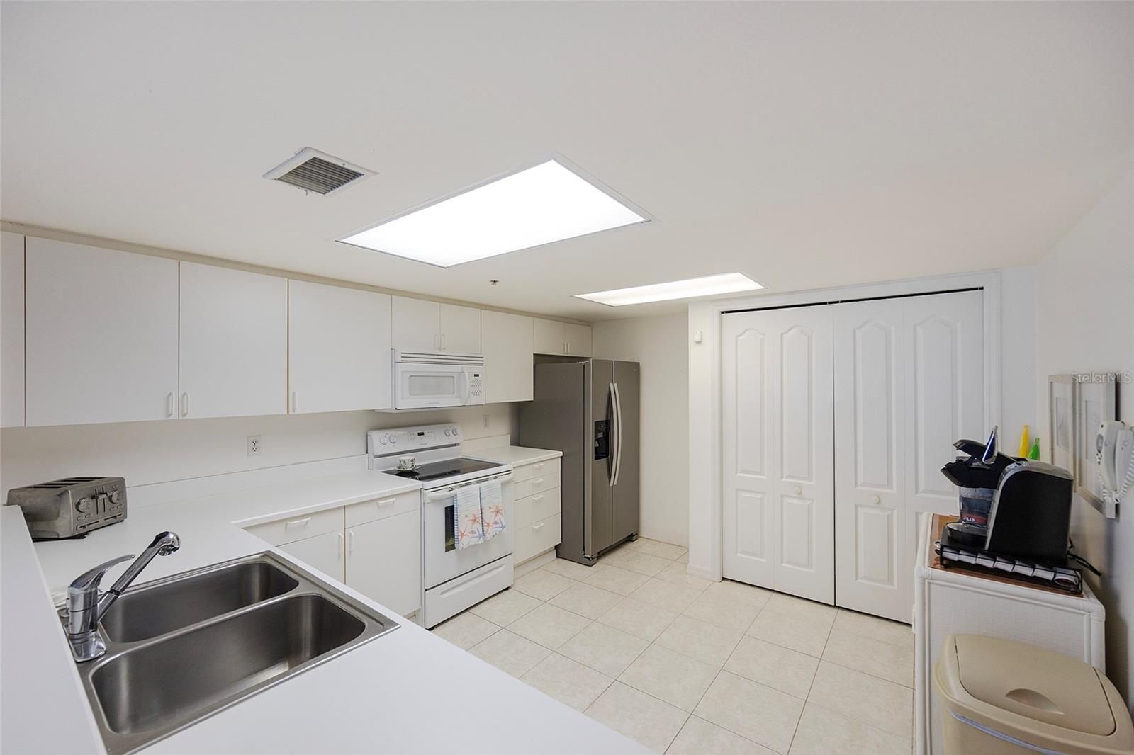 OCEANS 08 - Residential