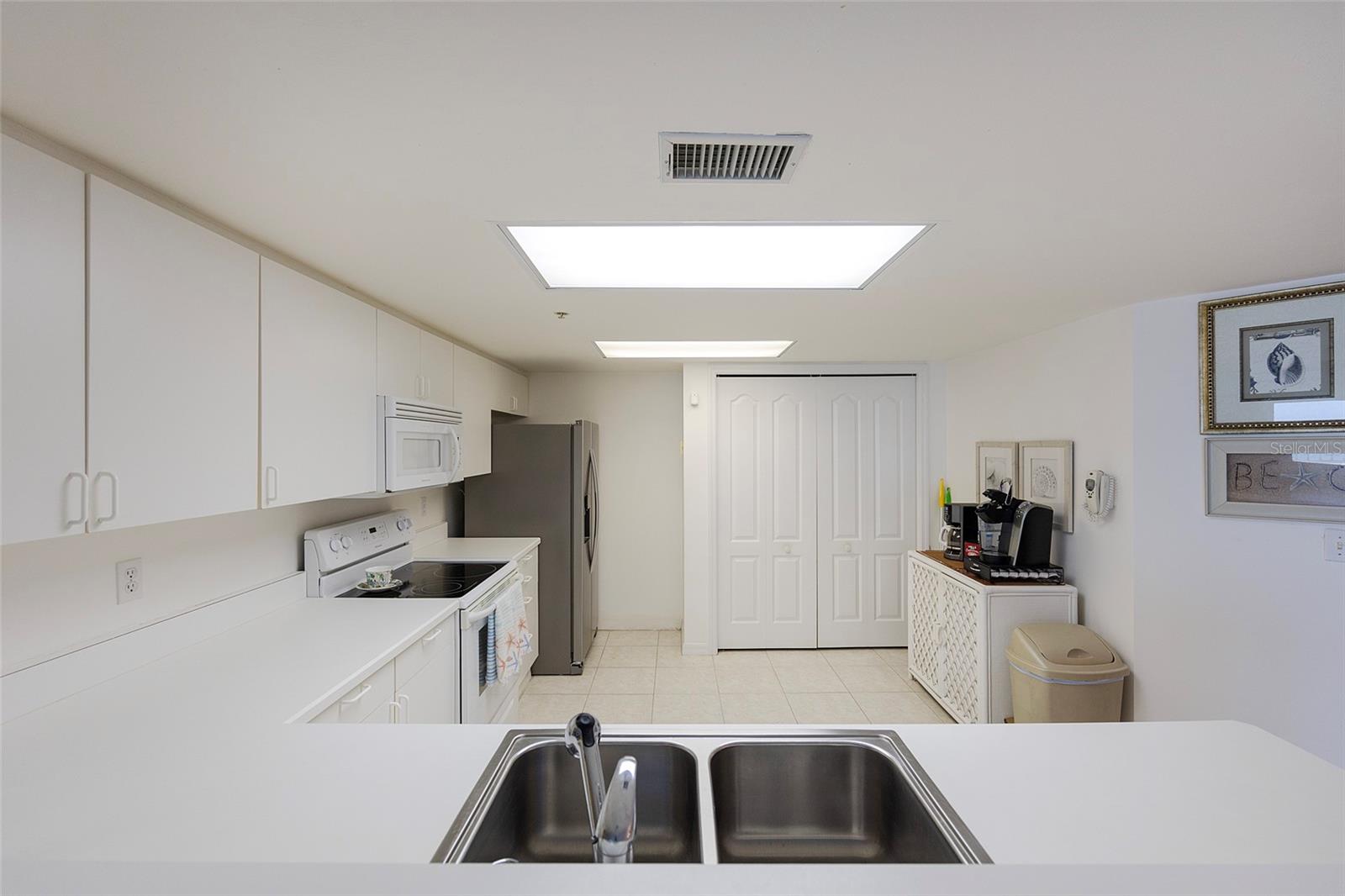 OCEANS 08 - Residential