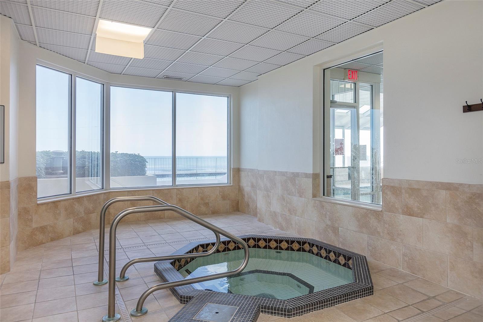 OCEANS 08 - Residential