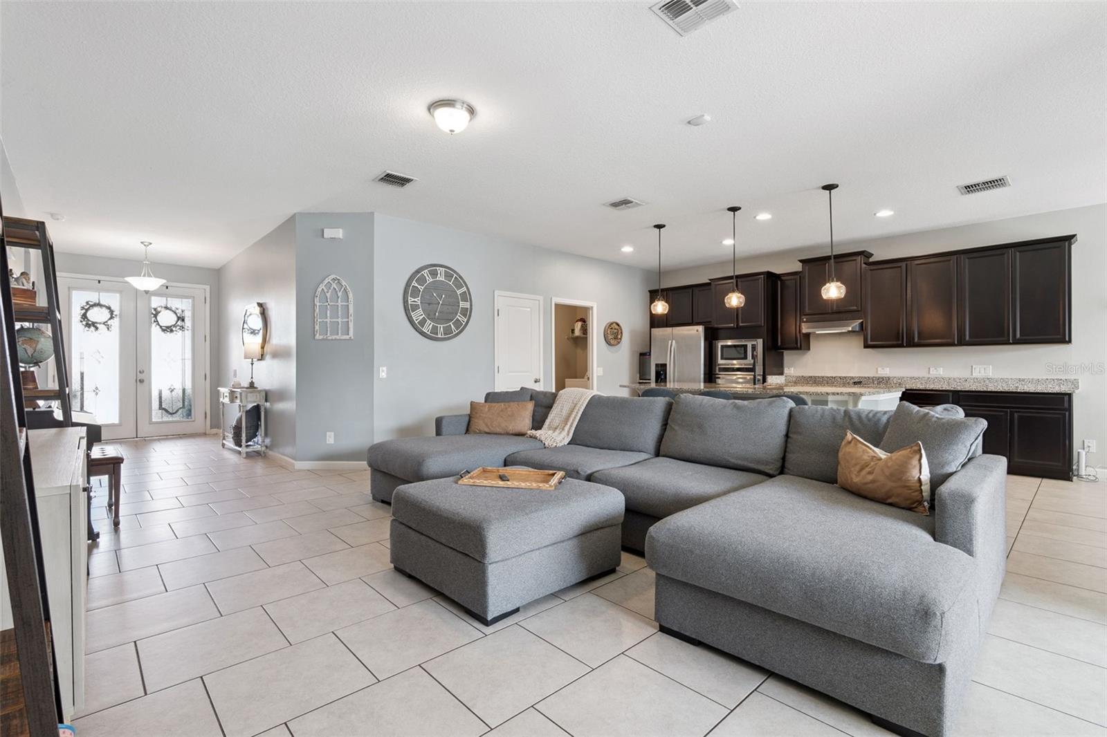 1725 REFLECTION LANE