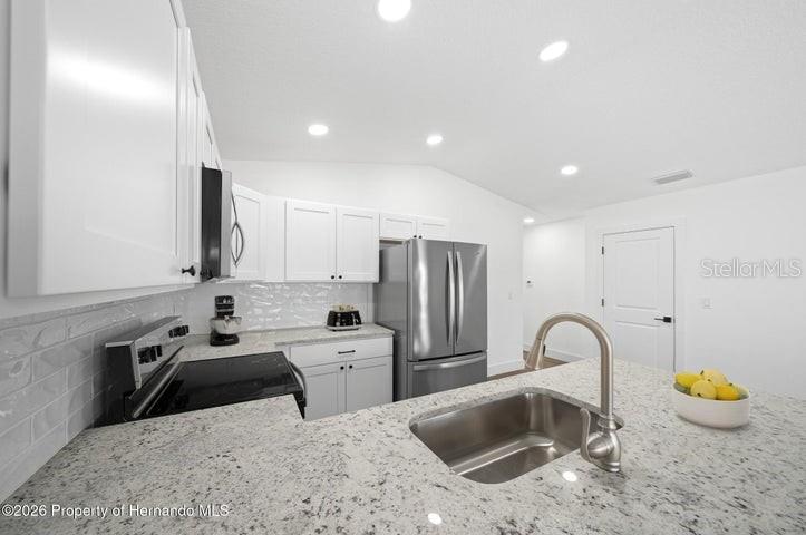 SPRING HILL - Residential