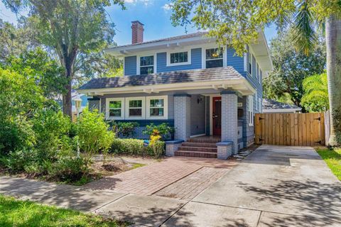 Photo of 304 21st Avenue N, St Petersburg, FL 33704 (MLS # TB8420047)