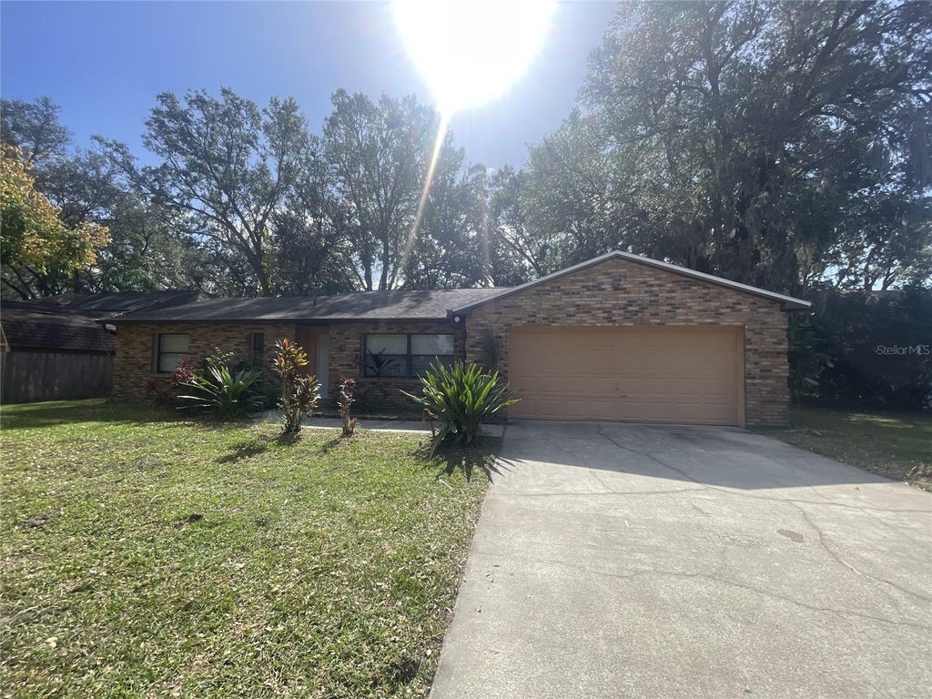 Photo of 4485 White Oak Circle, Kissimmee, FL 34746 (MLS # S5158649)