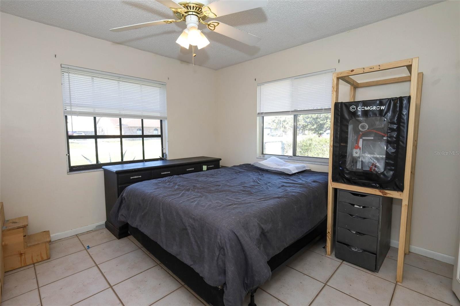 DELTONA LAKES UNIT 05 - Residential