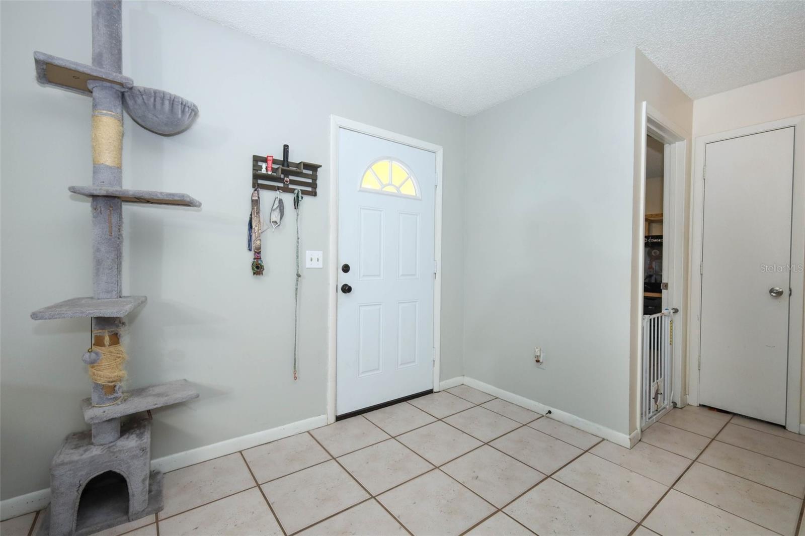 DELTONA LAKES UNIT 05 - Residential