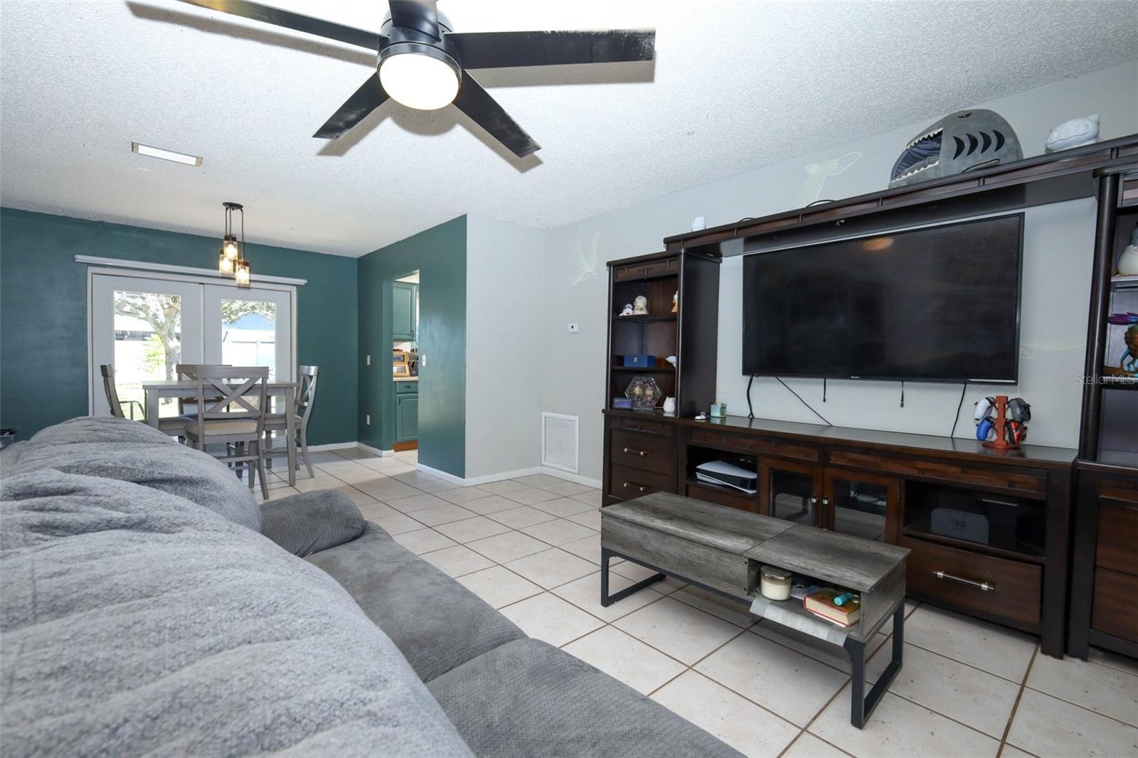 DELTONA LAKES UNIT 05 - Residential