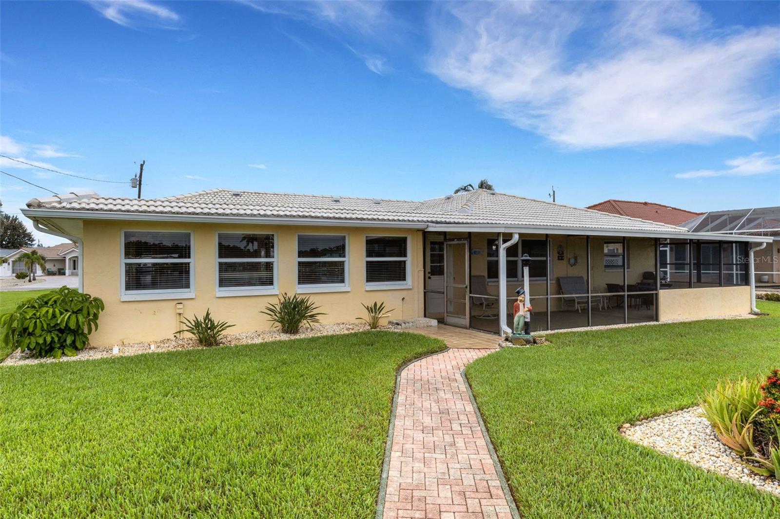1933 FAIRVIEW DRIVE
