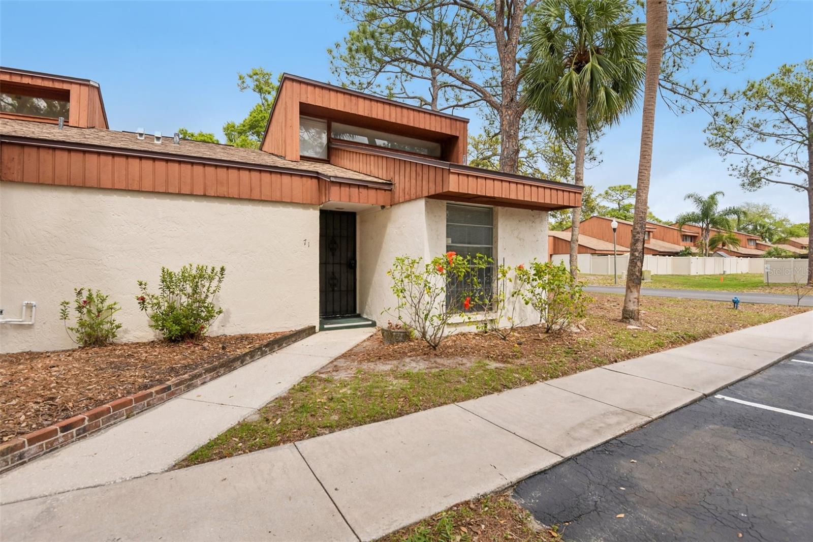 WOODLAKE 1 CONDO - Residential