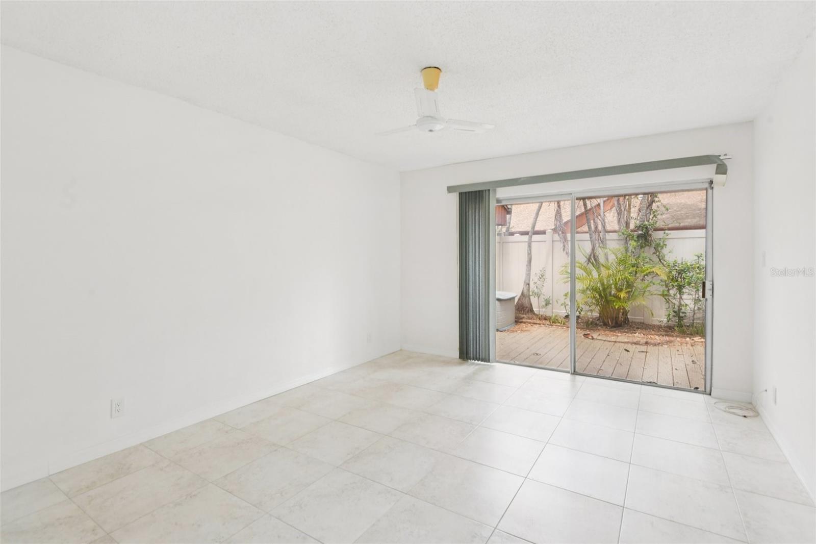 WOODLAKE 1 CONDO - Residential