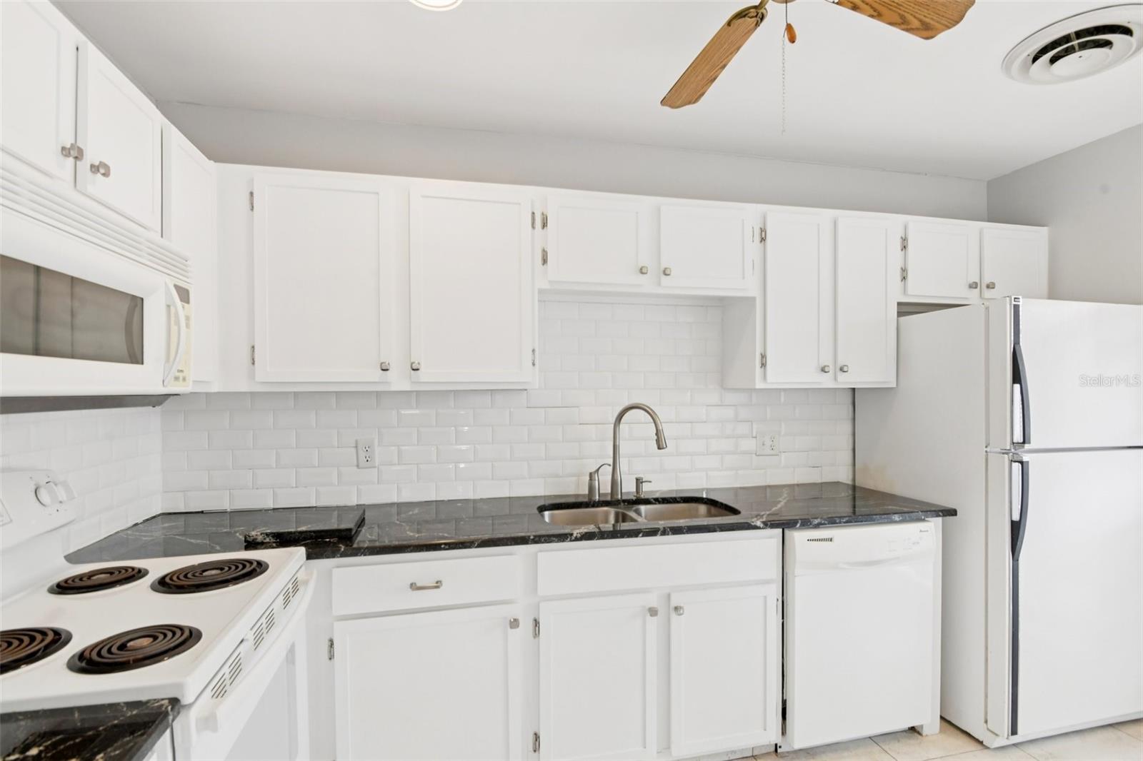 WOODLAKE 1 CONDO - Residential