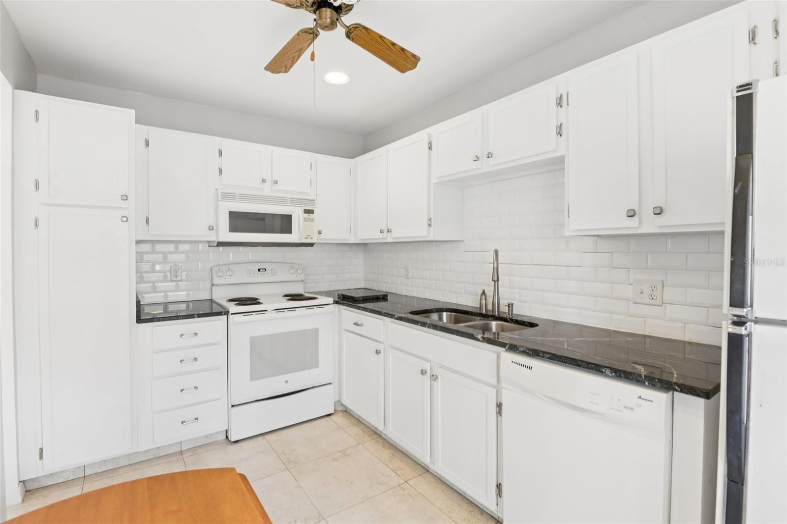 WOODLAKE 1 CONDO - Residential