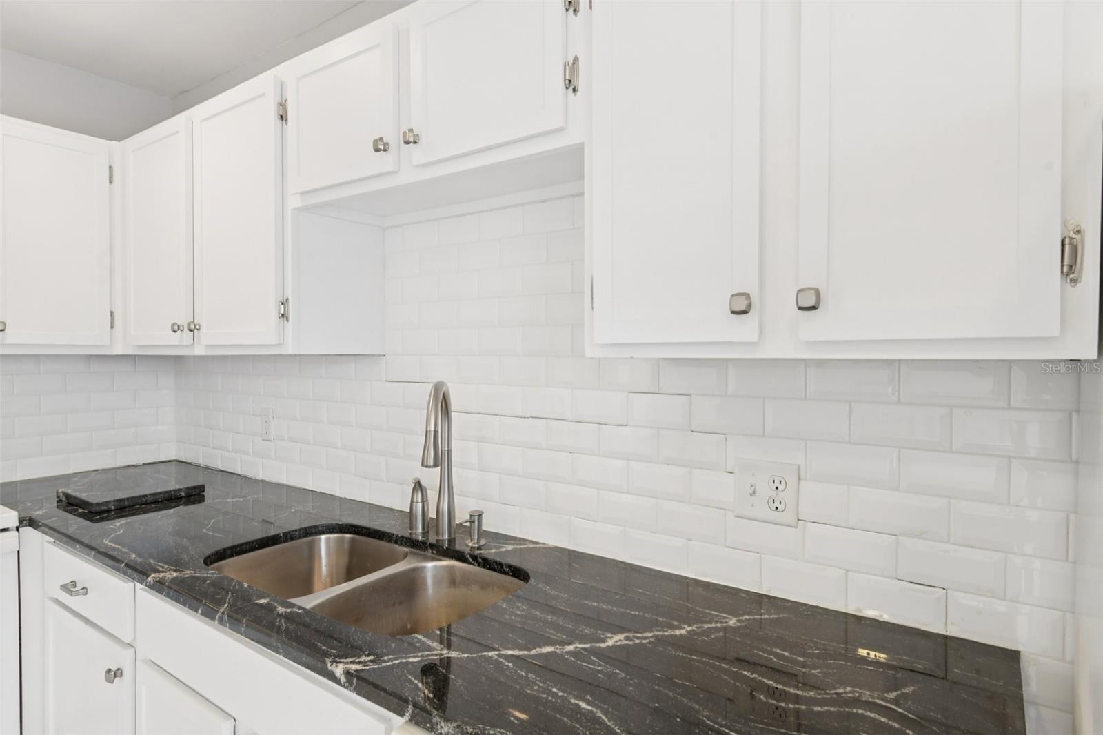 WOODLAKE 1 CONDO - Residential