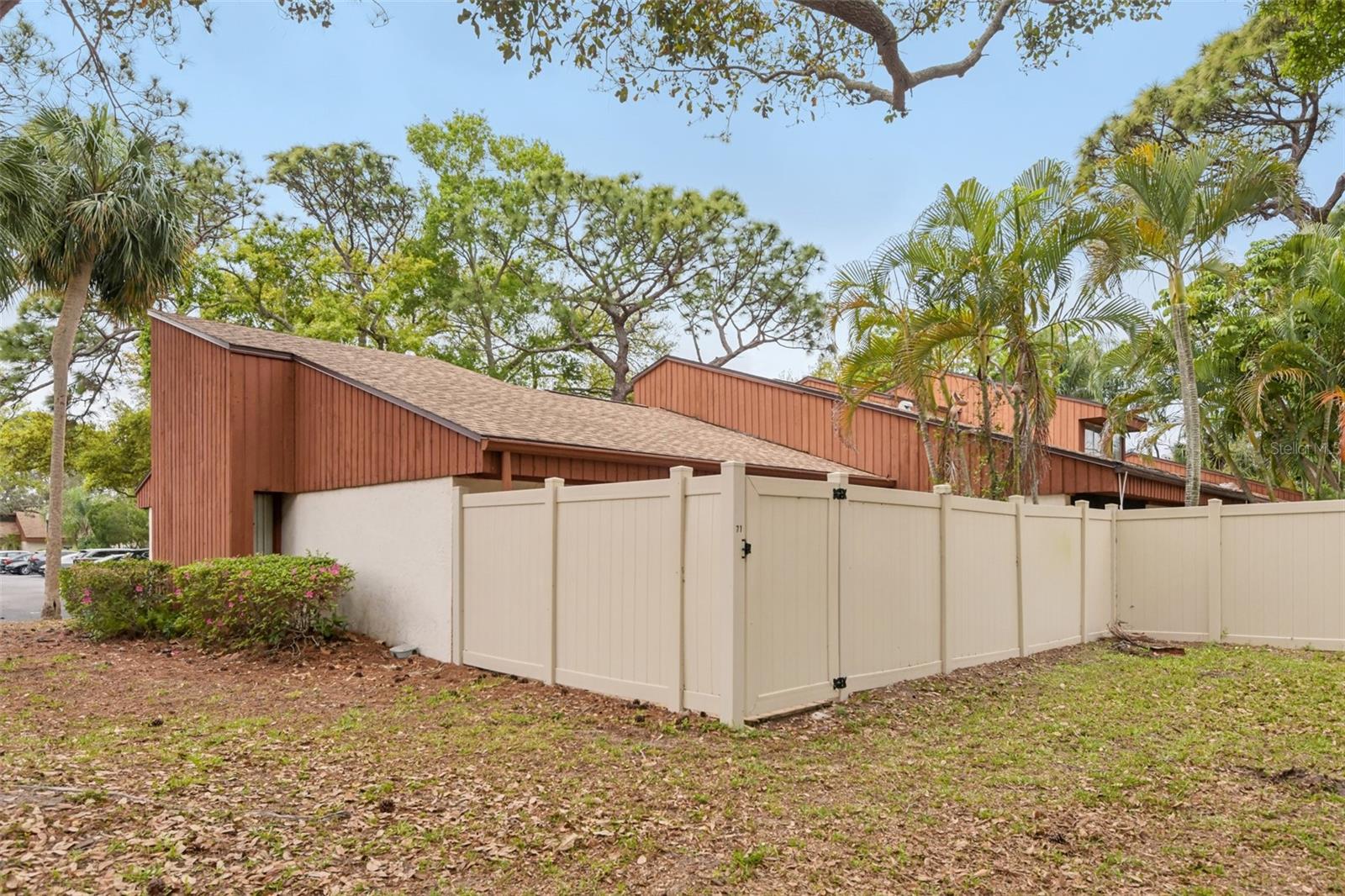 WOODLAKE 1 CONDO - Residential